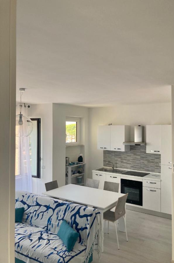 Appartamento Tizzy La Maddalena  Exterior photo